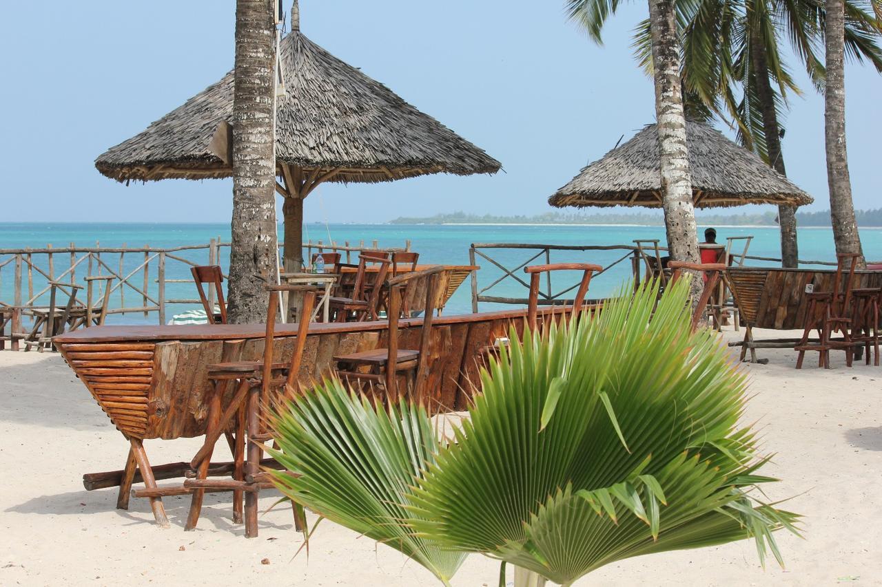 Villa Dahl Beach Resort Dar es Salaam Bagian luar foto