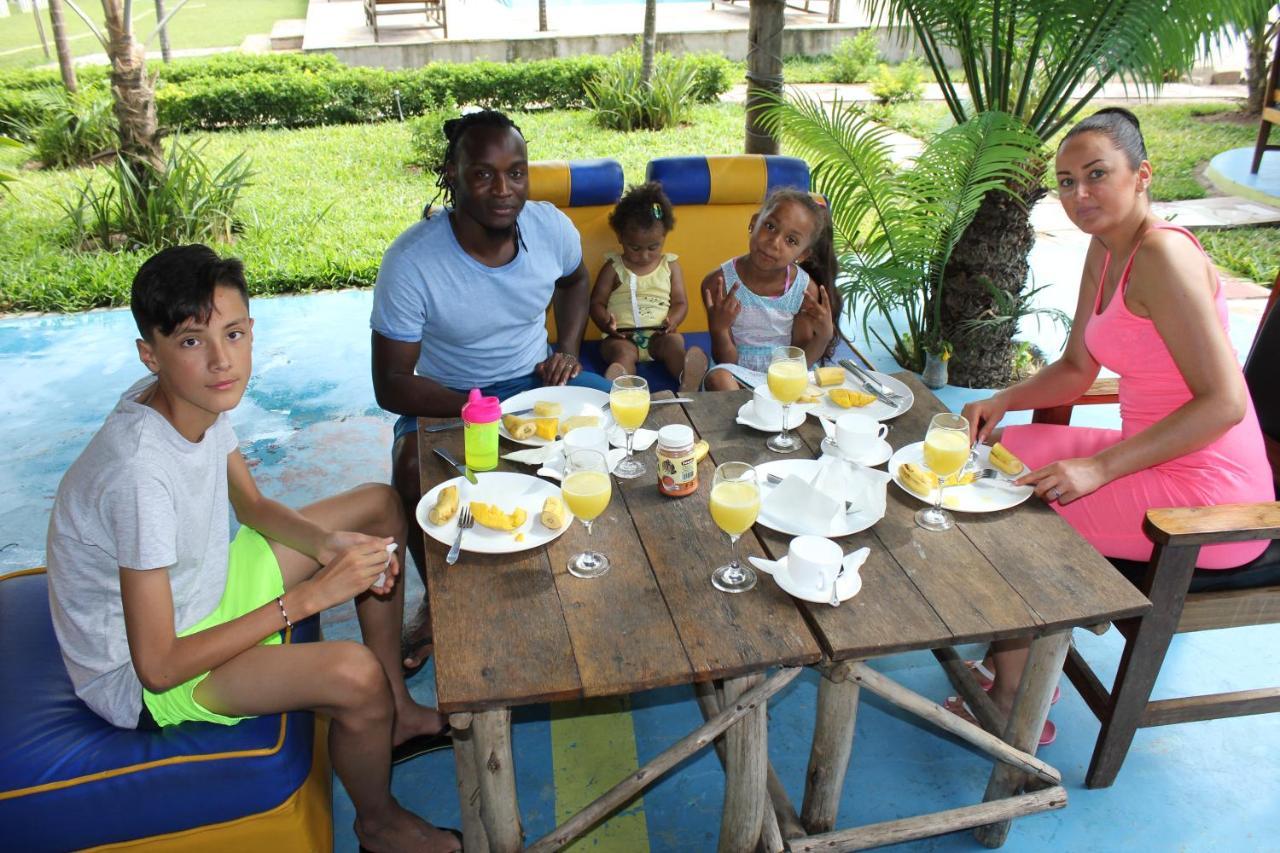 Villa Dahl Beach Resort Dar es Salaam Bagian luar foto