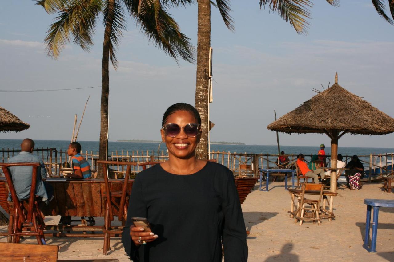 Villa Dahl Beach Resort Dar es Salaam Bagian luar foto