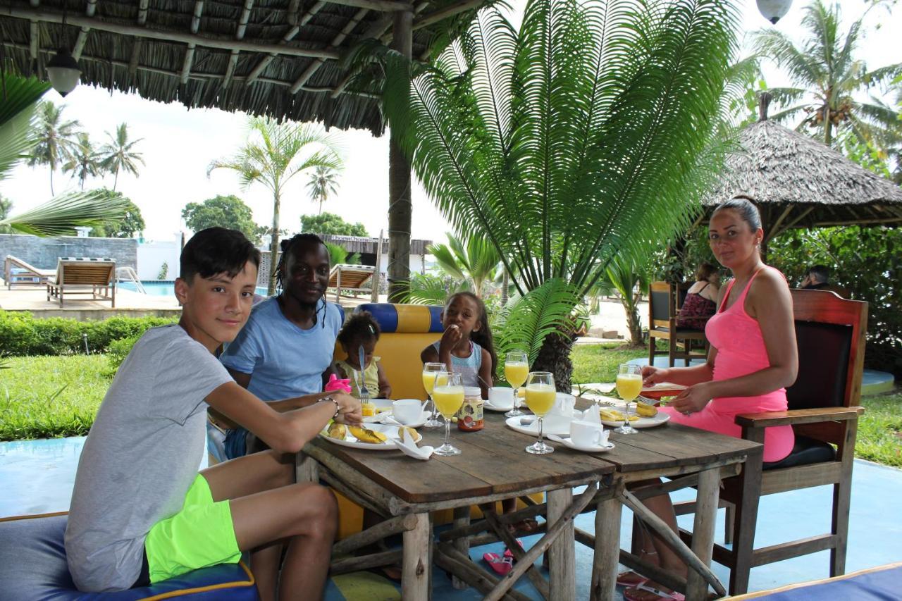 Villa Dahl Beach Resort Dar es Salaam Bagian luar foto