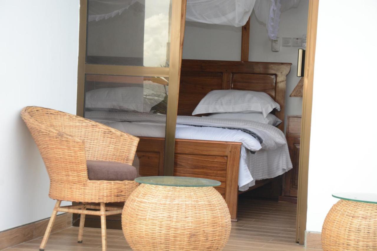 Villa Dahl Beach Resort Dar es Salaam Bagian luar foto